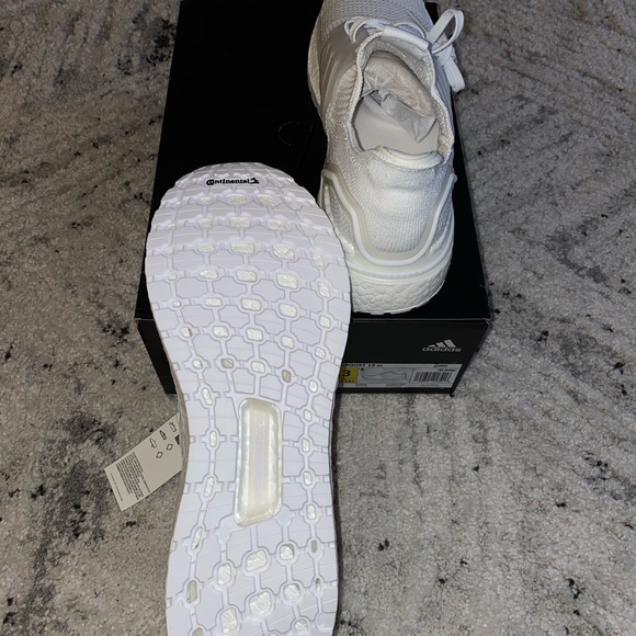 adidas UltraBOOST 19 - Men's - White on White - Picture 5 of 5
